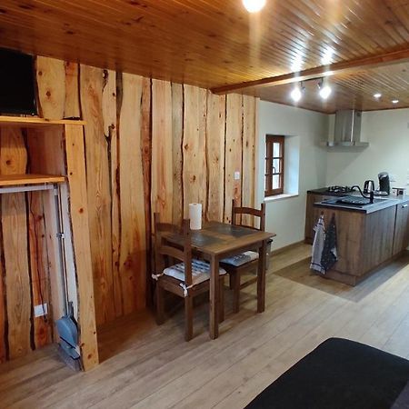 Studio Chaleureux Dans Les Monts Du Forez Verrieres-en-Forez 外观 照片